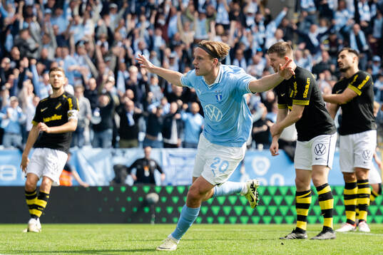 Malmö FFs Erik Botheim jublar