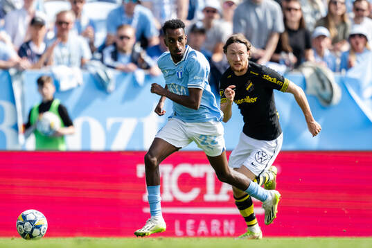 Malmö FFs Taha Ali och AIKs Axel Björnström