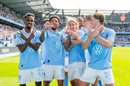 Malmö FFs Taha Ali , Sergio Pena och Sebastian Nanasi