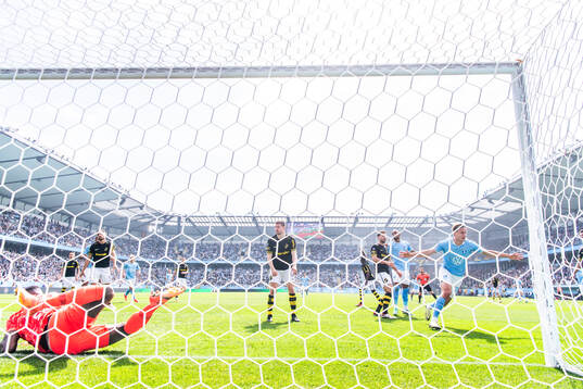 Malmö FFs Erik Botheim jublar