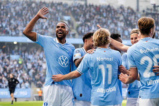 Malmö FFs Isaac Kiese Thelin jublar