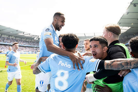 Malmö FFs Isaac Kiese Thelin, Sergio Pena och Zakaria