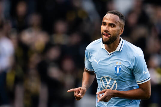 Malmö FFs Isaac Kiese Thelin jublar