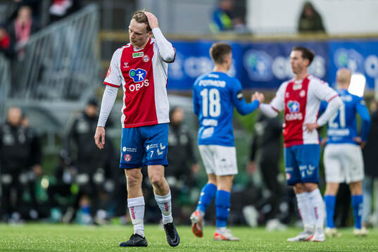 Robin Gravli Rasch of KFUM looks dejected