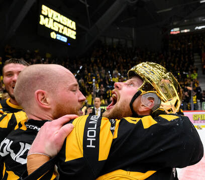 Skellefteås Oskar Nilsson jublar