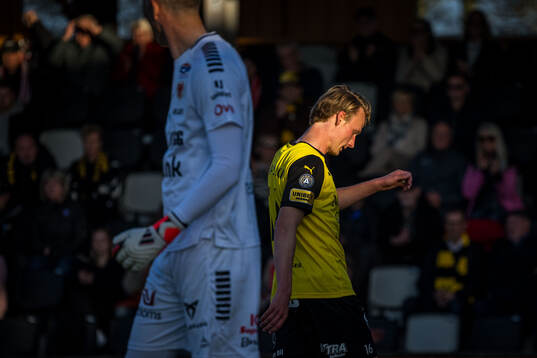 Mjällbys Alexander Johansson deppar