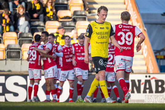 Mjällbys Alexander Johansson deppar