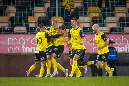 Mjällbys Jacob Kiilerich Rask jublar