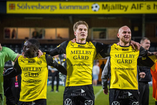 Mjällbys Jacob Kiilerich Rask jublar