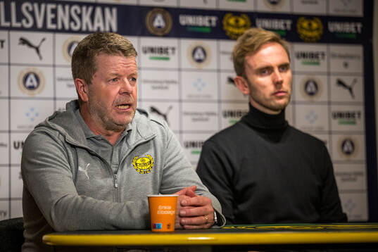 Mjällbys tränare Anders Torstensson och Kalmars tränare