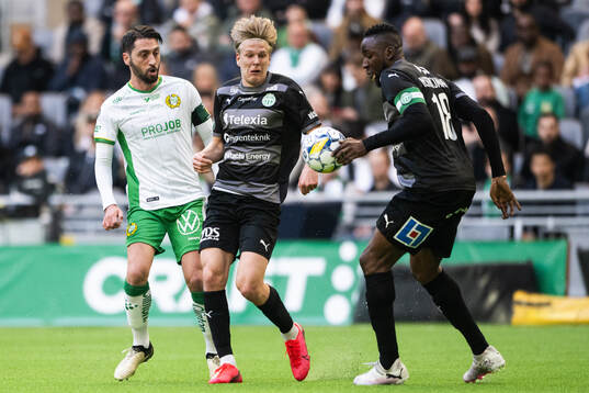 Hammarbys Nahir Besara och Västerås Marcus Linday och