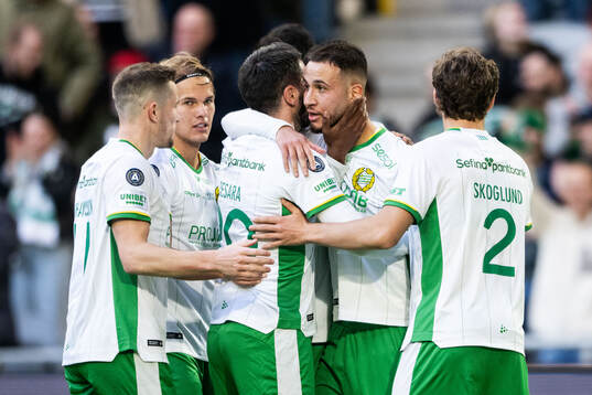 Hammarbys Abdelrahman Boudah Saidi jublar med lagkamrater
