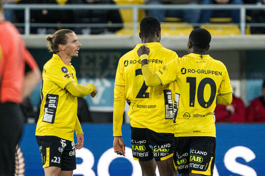 Elfsborgs Terry Yegbe blir utvisad