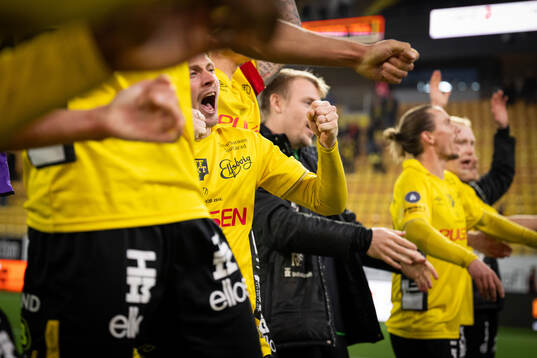 Elfsborgs Simon Hedlund jublar