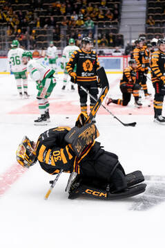 Skellefteås målvakt Gustaf Lindvall
