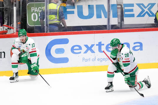Rögles Albin Sundsvik och Anton Bengtsson deppar