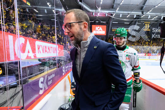 Rögles tränare Roger Hansson deppar