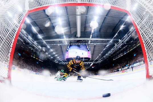 Skellefteås Max Lindholm gör 2-0