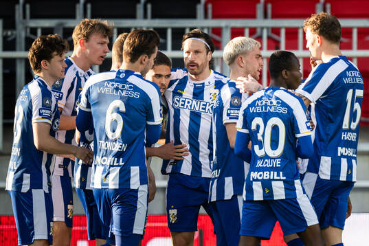 IFK Göteborgs Thomas Santos och Gustav Svensson jublar