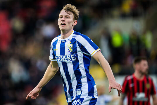 IFK Göteborgs Laurs Skjellerup jublar