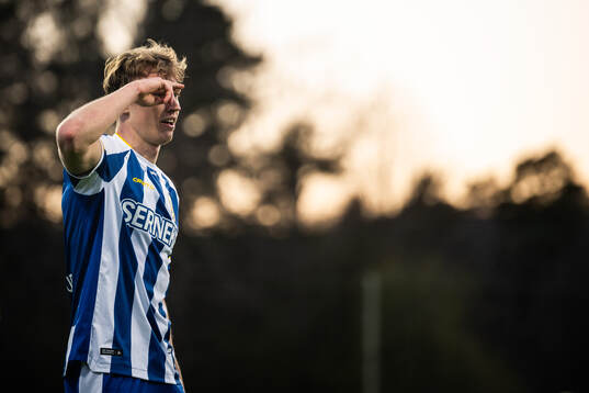 IFK Göteborgs Laurs Skjellerup jublar