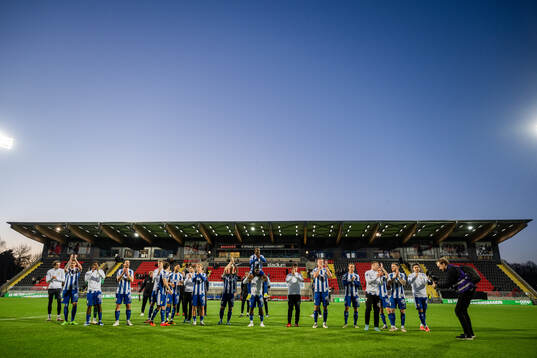 IFK Göteborgs spelare jublar