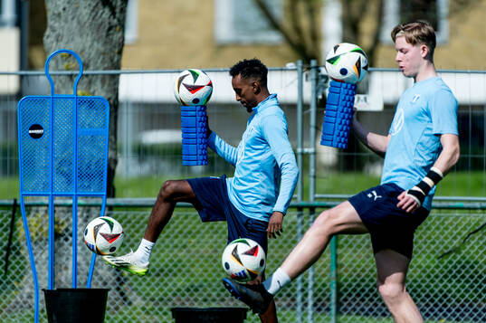 Malmö FFs Taha Abdi Ali och Nils Zätterström