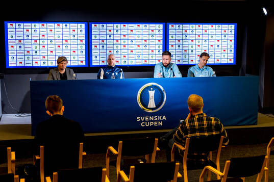 Malmö FFs tränare Henrik Rydström, Pontus Jansson och