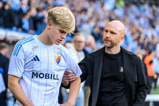 Djurgårdens Lucas Bergvall och Malmö FFs tränare Henrik