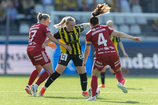 Piteås Selina Henriksson och Josefin Johansson och