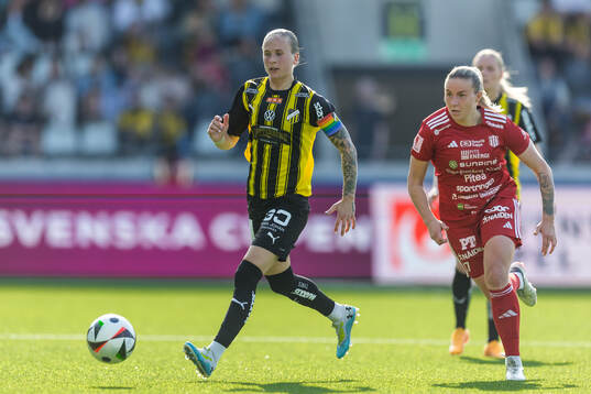 Häckens Filippa Curmark och Piteås Selina Henriksson