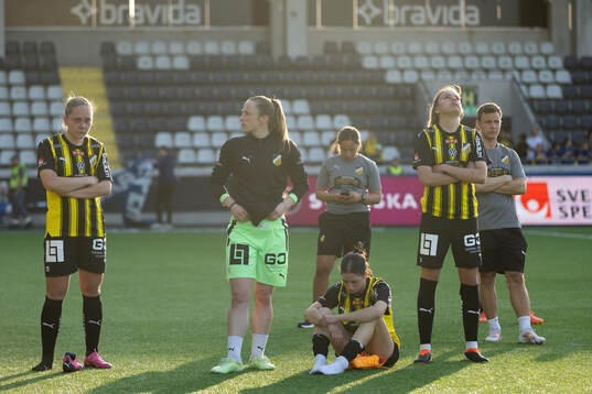 Häckens spelare deppar