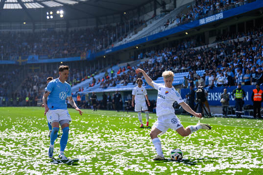 Malmö FFs Søren Rieks och Djurgårdens Lucas Bergvall