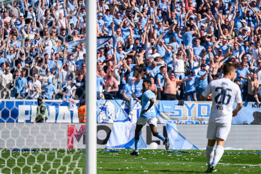 Malmö FFs Taha Abdi Ali jublar
