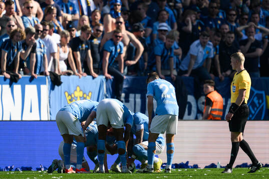 Malmö FFs Anders Christiansen har ont