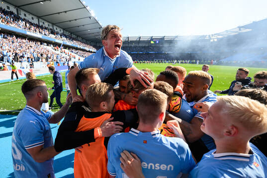 Malmö FFs Jens Stryger Larsen jublar