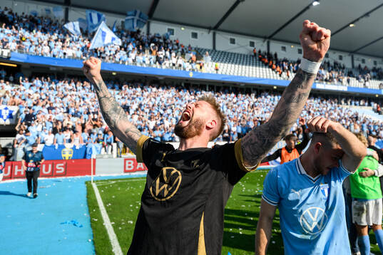 Malmö FFs Pontus Jansson jublar