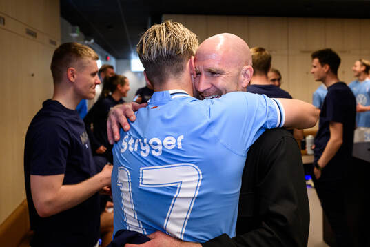 Malmö FFs Jens Stryger Larsen och tränare Henrik