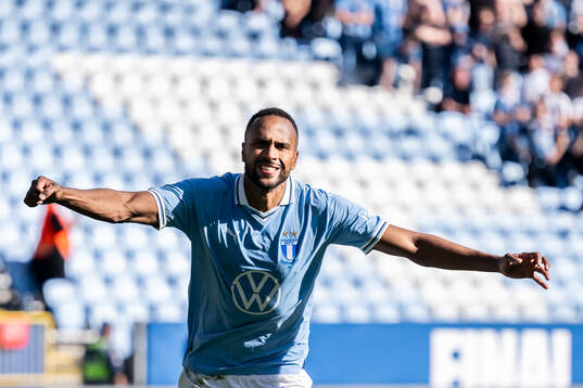 Malmö FFs Isaac Kiese Thelin jublar
