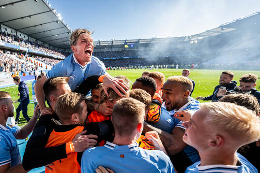 Malmö FFs Jens Stryger Larsen jublar
