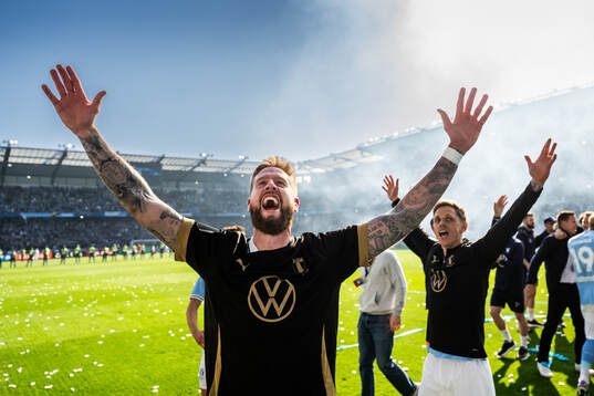 Malmö FFs Pontus Jansson jublar