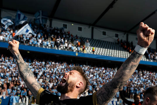 Malmö FFs Pontus Jansson jublar