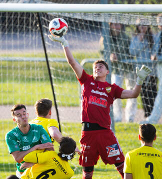 IFK Hässleholms målvakt Mirsad Basic gör en