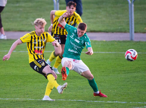 IFK Hässleholms Elmar Lindqvist i matchen i div. 2 mellan