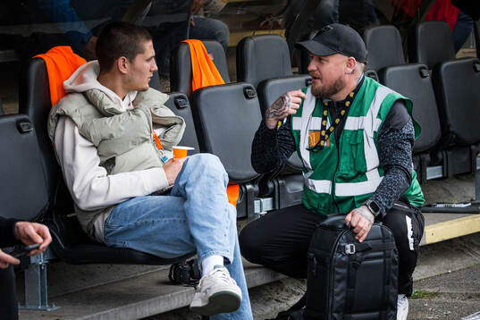Mjällbys kommunikationsansvarige Jesse James Wahlberg