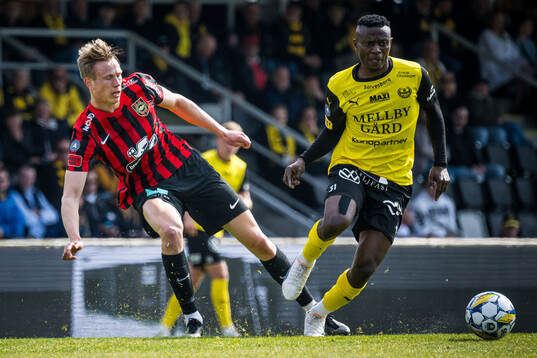 Brommapojkarnas Torbjörn Lysaker Heggem och Mjällbys