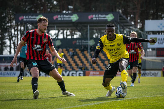 Brommapojkarnas Alexander Abrahamsson och Mjällbys Silas