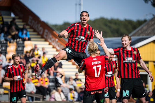 Brommapojkarnas Nikola Vasic jublar