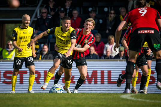Mjällbys Nicklas Røjkjær och Brommapojkarnas Alexander