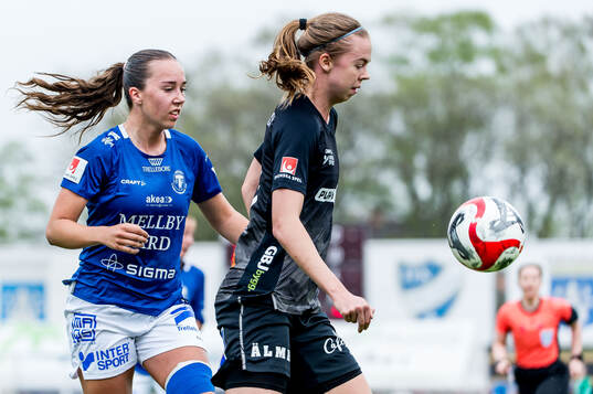 Trelleborgs Athinna Persson Lundgren och Växjö DFFs Elin